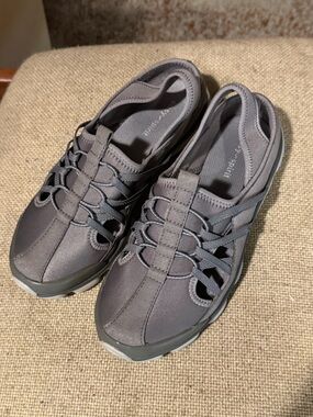 Women’s Great Slip one